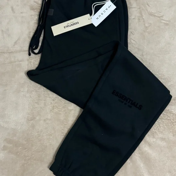Essentials Black Joggers/Sweatpant - Picture 1 of 2